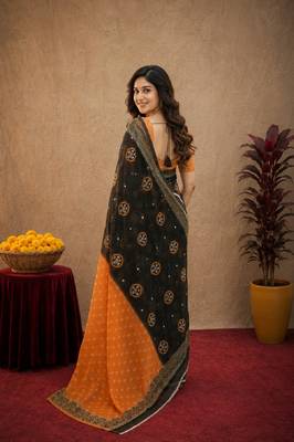 Black orange linen digital print work saree with unstitched blouse piece 4