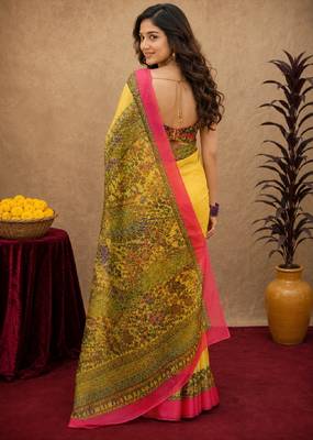 Yellow linen digital print work saree with unstitched blouse piece 3
