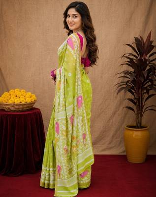Parrot pink linen digital print work saree with unstitched blouse piece 2