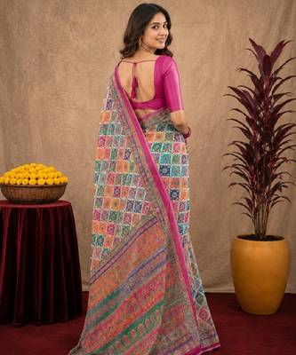 Pink linen digital print work saree with unstitched blouse piece 2