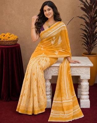 Yellow wine  linen digital print work saree with unstitched blouse piece 4