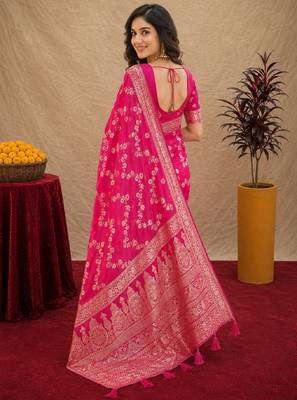 pink silk blend with jari weave work saree with unstitched blouse piece 3