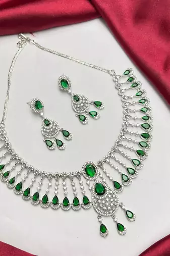 Emerald Green CZ Bridal Necklace Set, Silver Tone Choker with Earrings
