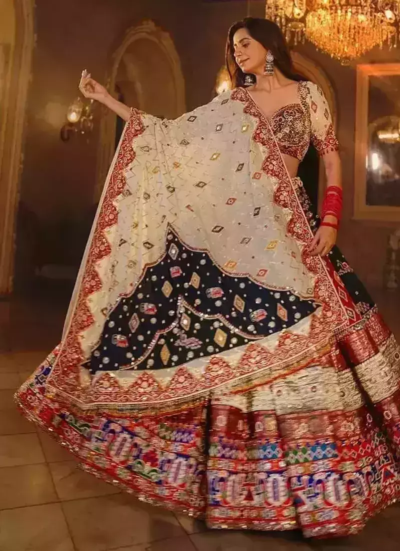 White Cotton Navratri Lehenga Choli With Dupatta