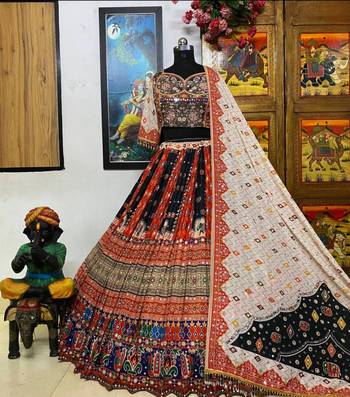 White Cotton Navratri Lehenga Choli With Dupatta 4