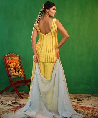 Pastel yellow embroidered crepe and glass organza kurta set 4