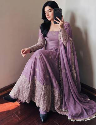 Lavendar colour  heavy embroidered anarkali kurta set with designer cutwork dupatta & pant 2