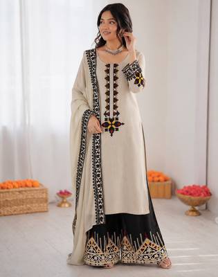 Off white reyon satin thread work plazzo suit 1