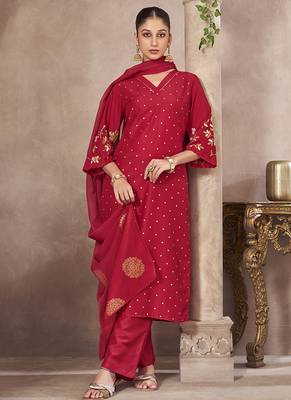 Red embroidered chinnon straight 4