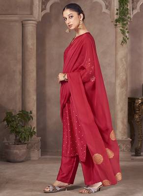 Red embroidered chinnon straight 5