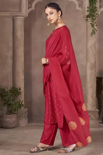 Red embroidered chinnon straight