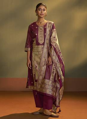 Maroon jacquard art silk straight 1