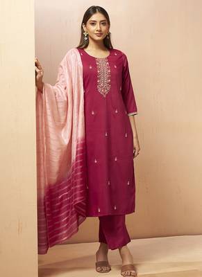 Red embroidered with handwork
 chinnon straight 1