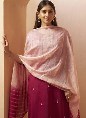 Red embroidered with handwork
 chinnon straight 5