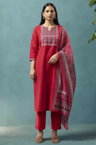 Red printed cotton blend straight