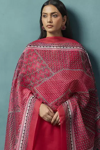 Red printed cotton blend straight