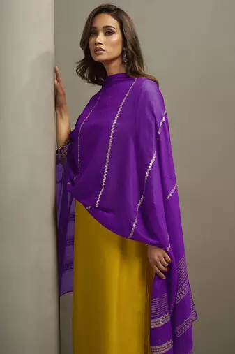 Yellow embroidered cotton blend straight