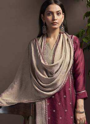 Red embroidered silk blend straight & palazzo 5