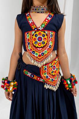Navratri special real kodi with kutchi patch & gamthi lace work lehenga with blouse for kids 5