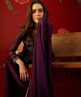 Wine silk chiffon embroidered kurta set 2