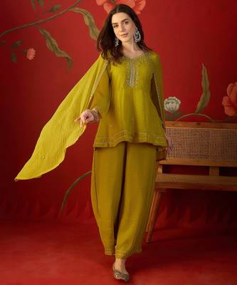 Neon silk chiffon embroidered kurta set 4