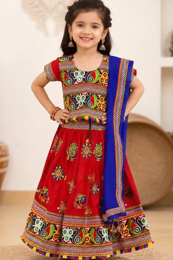 Red embroidered cotton traditional kids lehenga choli with blouse