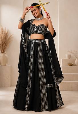 EMBROIDERED SEQUINED LEHENGA CHOLI WITH DUPATTA. 3