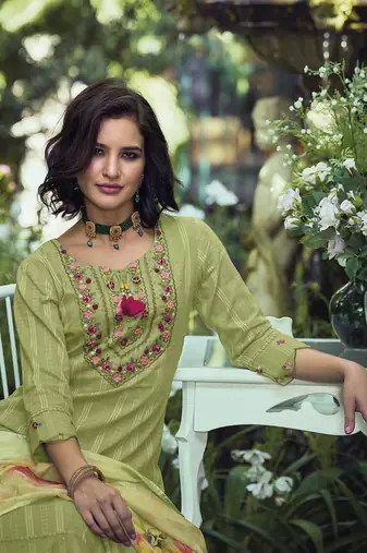 Green & Pink Floral Embroidered Pure Cotton Kurta With Trousers & Dupatta