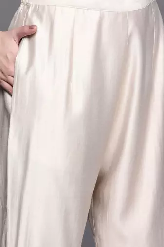 Yoke Design Liva Kurta with Trousers & With Dupatta
