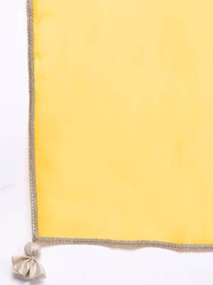 Yoke Design Liva Kurta with Trousers & With Dupatta 5