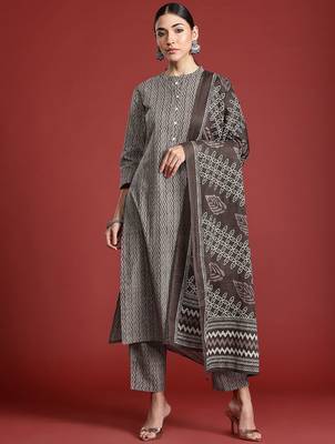 Printed Pure Cotton Kurta with Trousers & With Dupatta 7