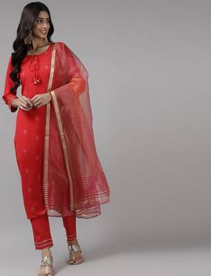 Women Red Floral Embroidered Regular Kurta with Trousers & With Dupatta 1