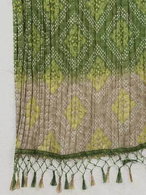 Floral Embroidered Sequinned Liva Kurta With Trousers & Dupatta 4