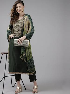 Floral Embroidered Sequinned Liva Kurta With Trousers & Dupatta 7
