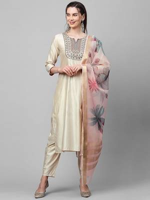 Women Cream-Coloured Floral Yoke Design Regular Thread Work Liva Kurta with Trousers & With Dupatta 1