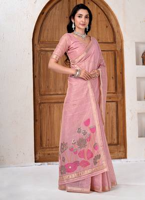 Womens elegant baby pink  cotton silk saree with golden zari border and  pallu with blouse 3