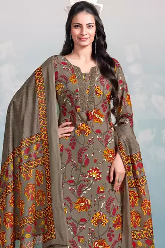 Women Ethnic Motifs Printed Regular Kurta with Trousers & With Dupatta