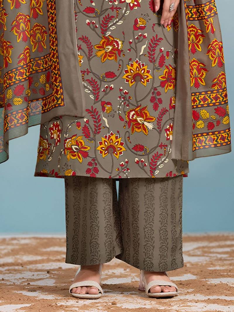 Women Ethnic Motifs Printed Regular Kurta with Trousers & With Dupatta