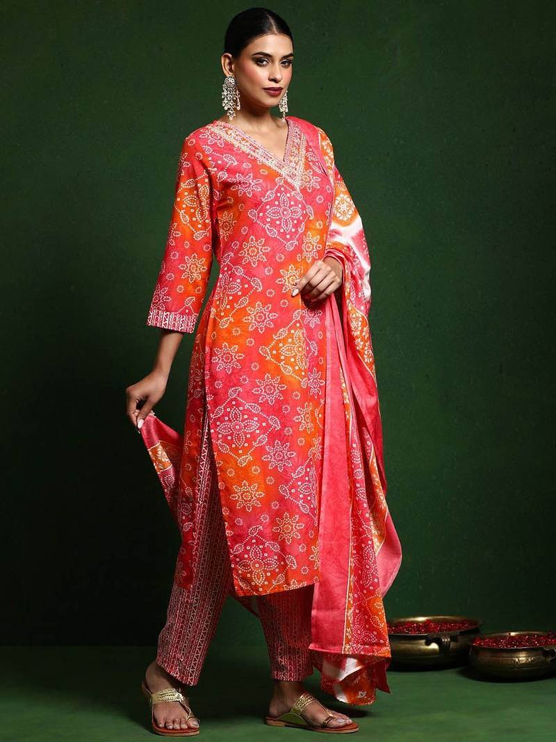 Bandhani Printed V-Neck Thread Work Kurta With Trousers & Dupatta