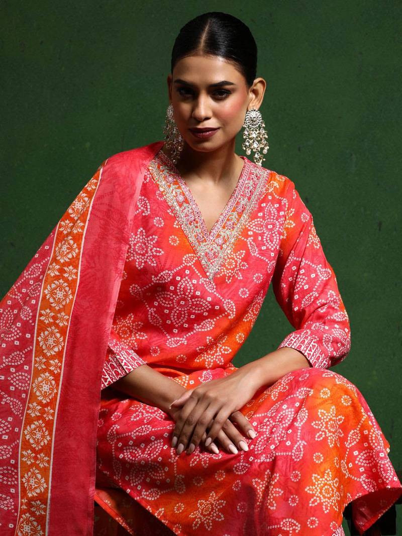 Bandhani Printed V-Neck Thread Work Kurta With Trousers & Dupatta