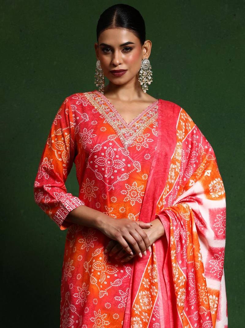 Bandhani Printed V-Neck Thread Work Kurta With Trousers & Dupatta