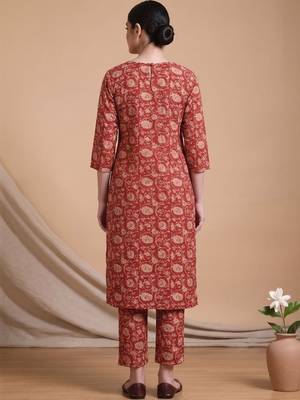 Women Floral Printed Regular Chikankari Kurta with Trousers & With Dupatta 4