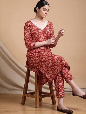 Women Floral Printed Regular Chikankari Kurta with Trousers & With Dupatta 6
