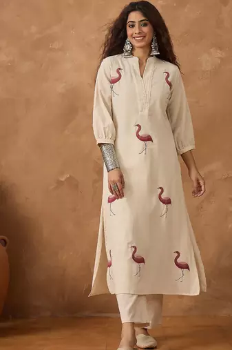 Women Ethnic Motifs Embroidered Regular Thread Work Kurta with Trousers