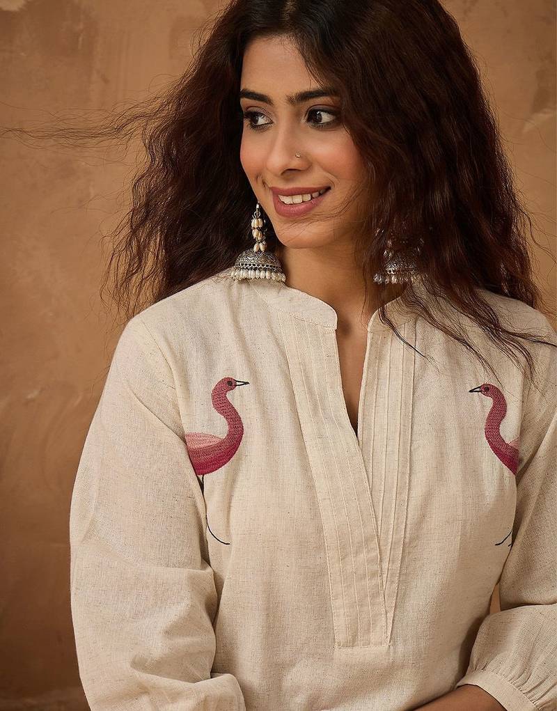Women Ethnic Motifs Embroidered Regular Thread Work Kurta with Trousers