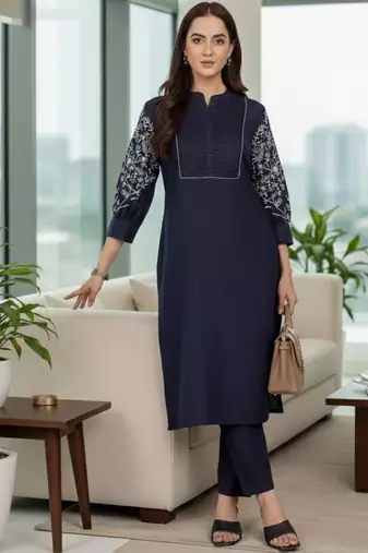 Women Ethnic Motifs Embroidered Panelled Thread Work Kurta with Trousers