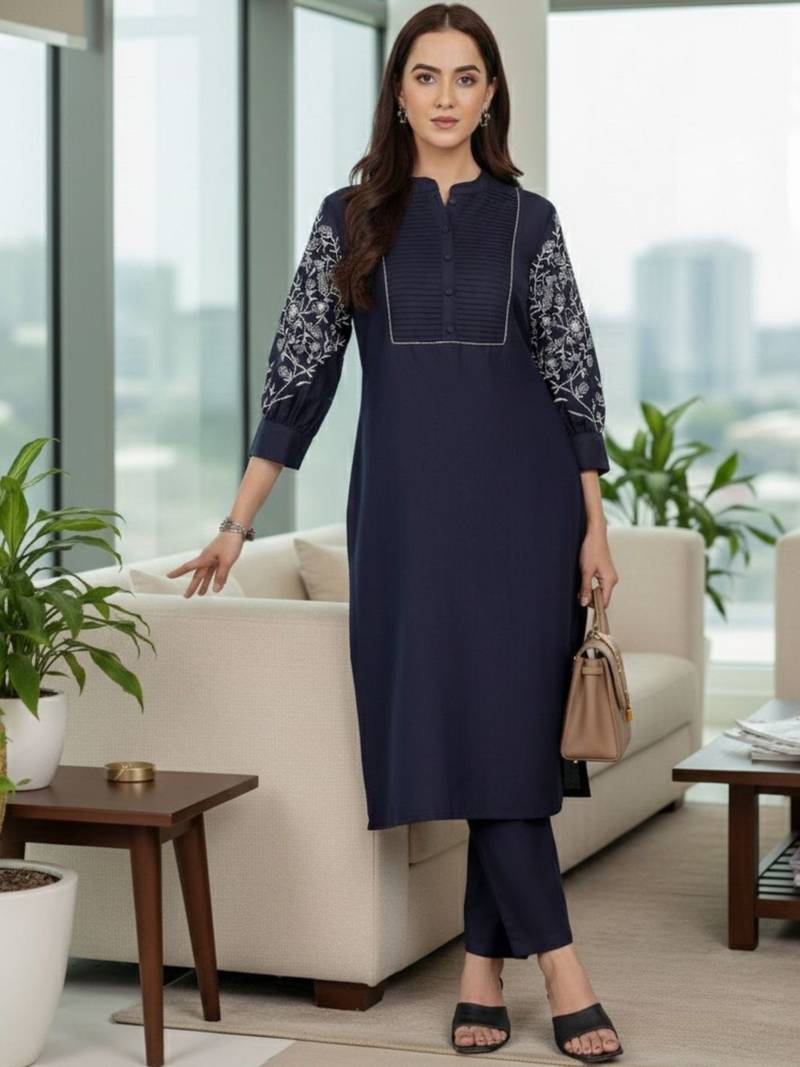 Women Ethnic Motifs Embroidered Panelled Thread Work Kurta with Trousers