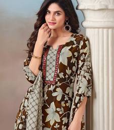 Women Floral Printed Regular Kurta with Trousers & With Dupatta
