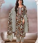 Women Floral Printed Regular Kurta with Trousers & With Dupatta