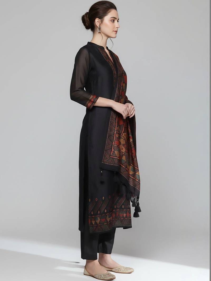 Women Regular Chanderi Silk Kurta with Trousers & With Dupatta